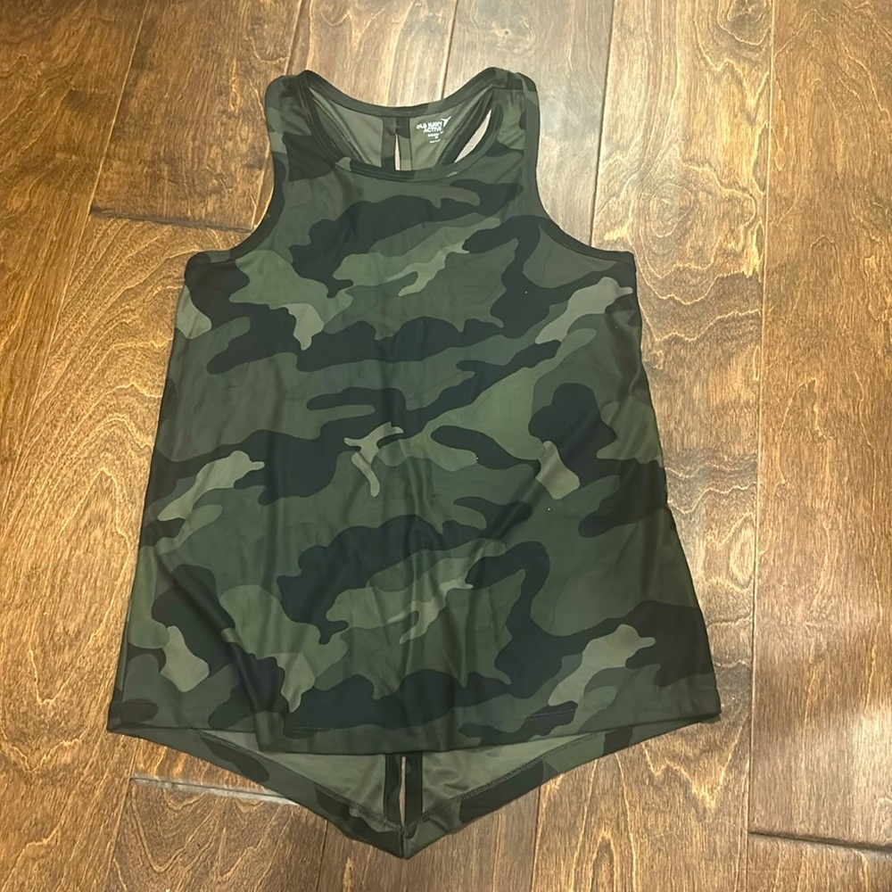 Old Navy Active Breath On top Size XS - Camo